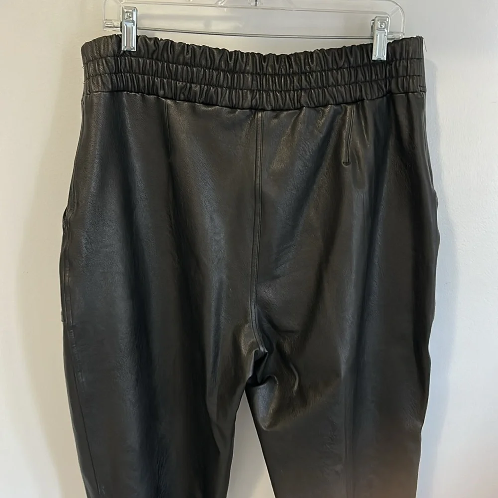 Spanx Faux Leather Joggers Black - Picture 8 of 10